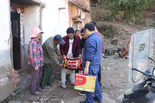 1579571255771154.jpg 4c9e6e053ea506184ad5d09636e2e40.jpg