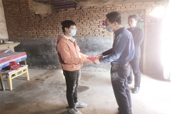 1613629806471549.jpg 慰問(wèn)1.jpg